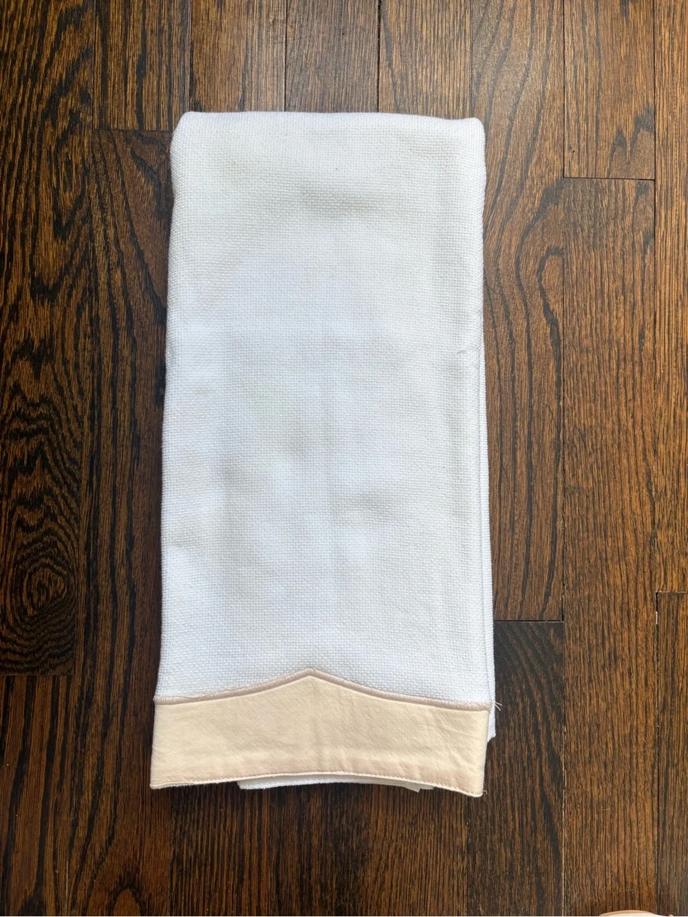 NWT Pottery Barn monique lhuillier pottery barn hand towel